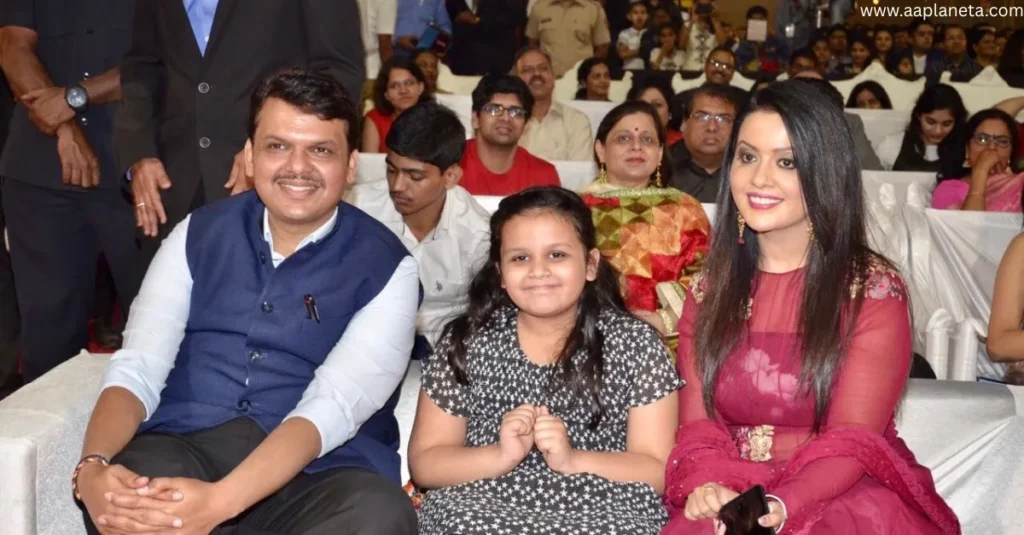 Devendra Fadnavis Wife